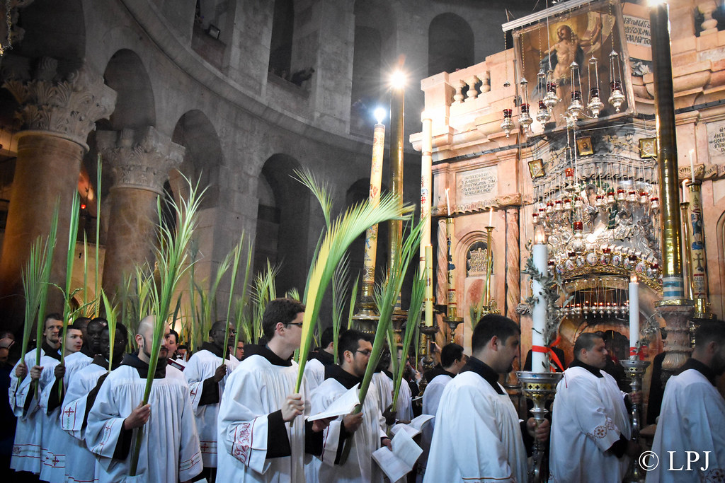 dimanche des rameaux dans église