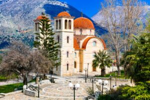 eglise chapelle cathedrale quelles differences